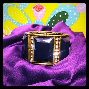 Beautiful Vintage Stretch Bracelet